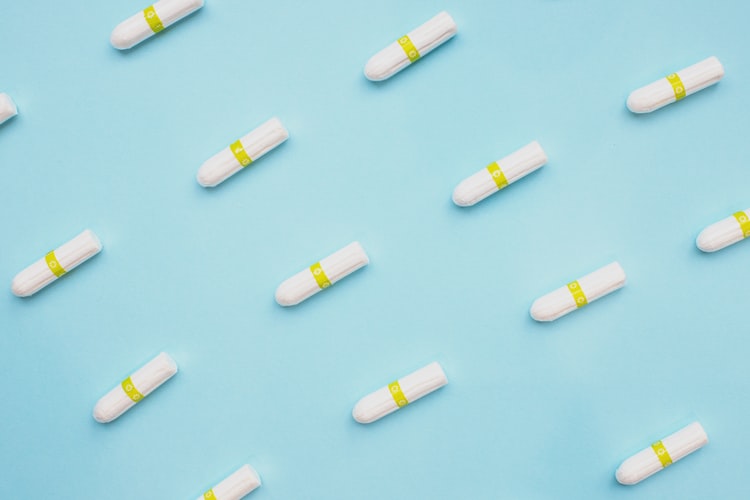Menstruation|CBD gegen Regelschmerzen